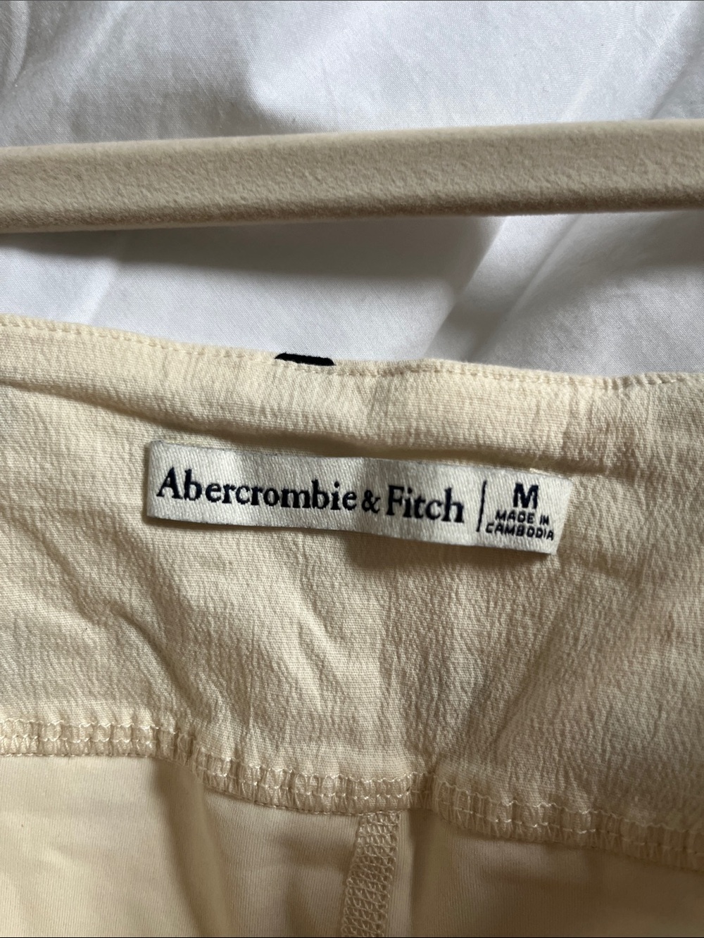 Abercrombie & Fitch Bra-free Everyday Skort mini dress in White Polka Dot - Picture 5 of 10